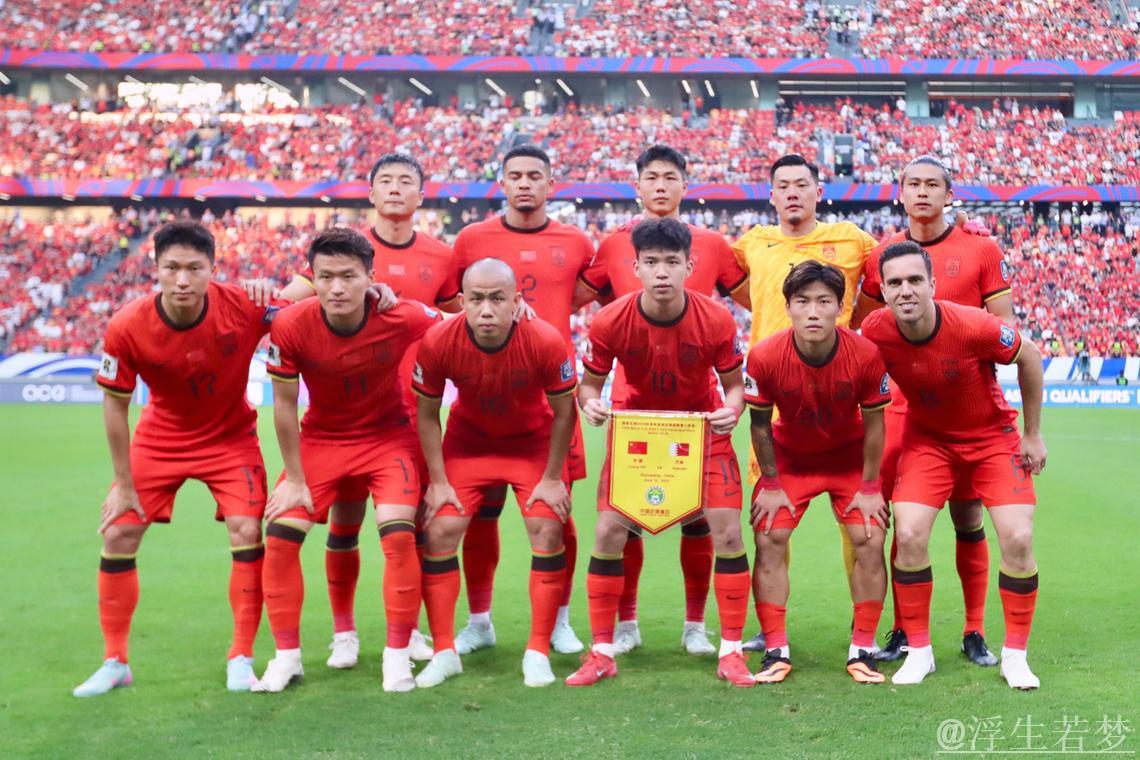 中国队积极备战淘汰赛 中国队积极备战淘汰赛