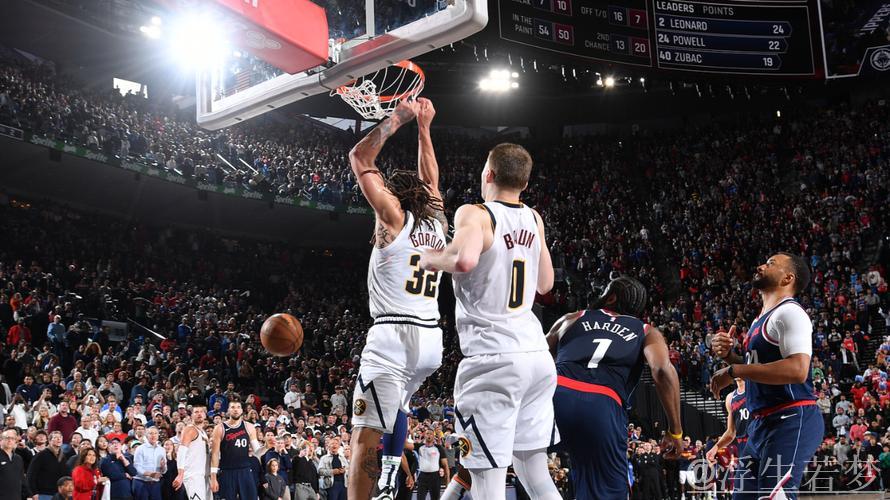 季后赛5月4日：掘金对阵快船 戈登精彩表现